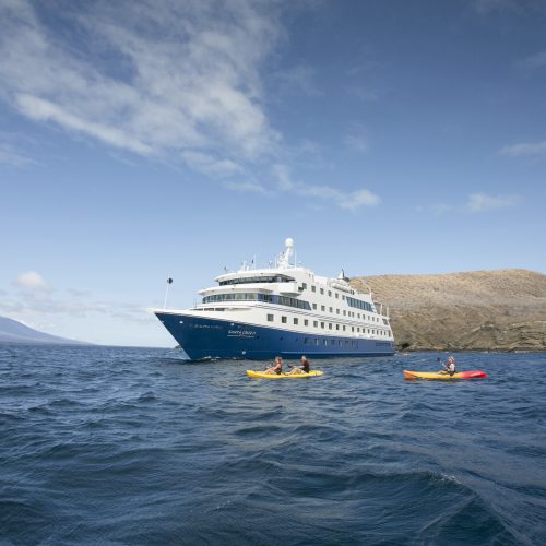 Galapagos Santa Cruz II and kayaks