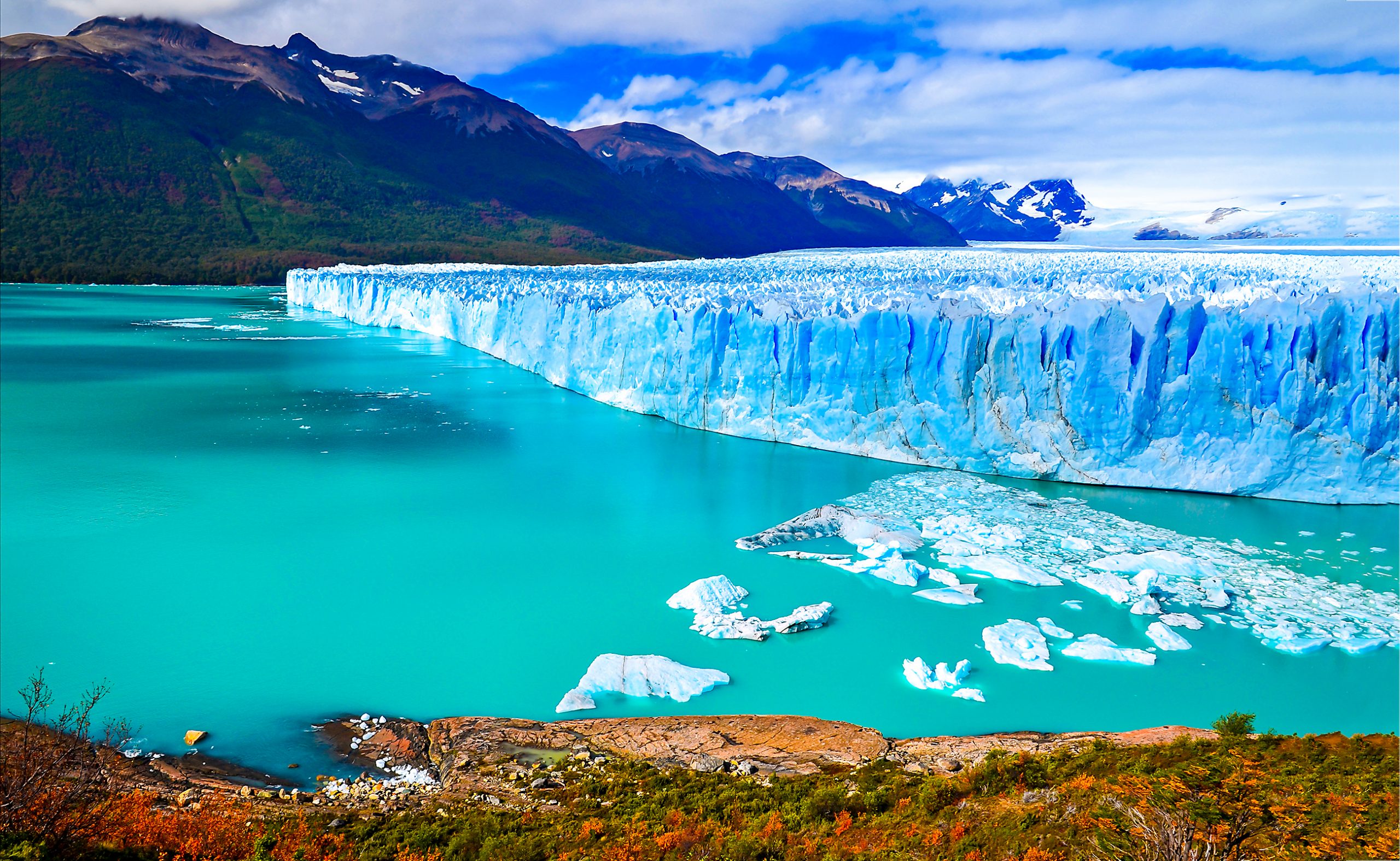 Argentina Moreno Glacier right side view above