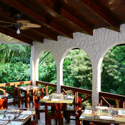 Tabacon Thermal Spa restaurant inside